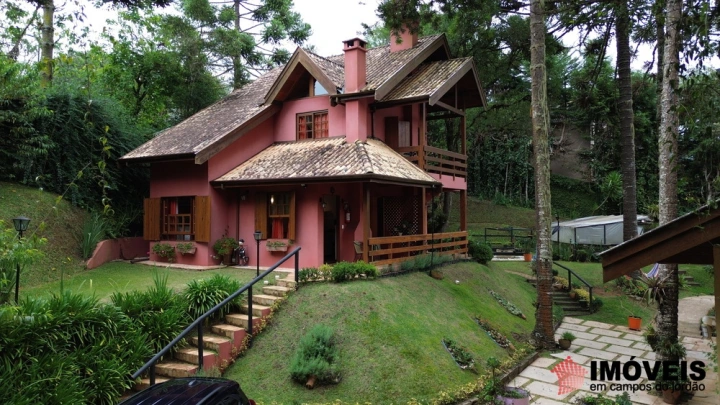 Imagem da galeria de fotos: Casa Residencial para Venda - Campos do Jordão, Jardim das Flores - REF: CA0319