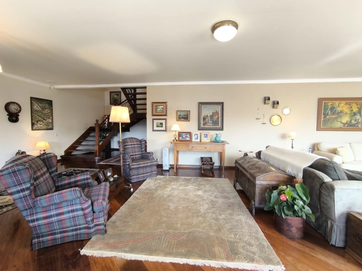 Casa Residencial para Venda - Campos do Jordão, Descansópolis - REF: CA0376 Imagem da galeria de fotos: Casa Residencial para Venda - Campos do Jordão, Descansópolis - REF: CA0376