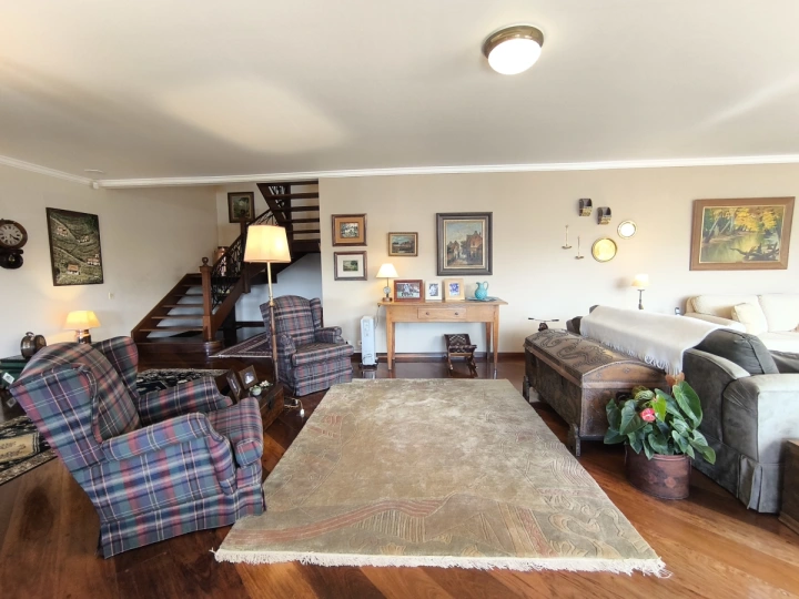 Casa Residencial para Venda - Campos do Jordão, Descansópolis - REF: CA0376 Imagem da galeria de fotos: Casa Residencial para Venda - Campos do Jordão, Descansópolis - REF: CA0376