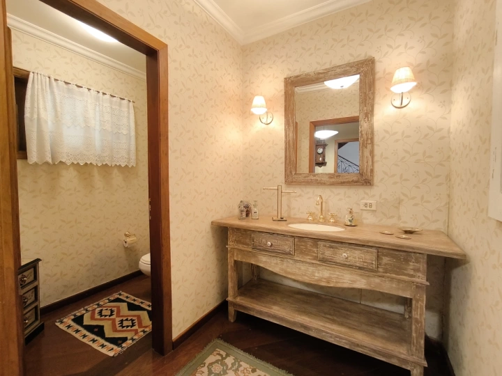 Casa Residencial para Venda - Campos do Jordão, Descansópolis - REF: CA0376 Imagem da galeria de fotos: Casa Residencial para Venda - Campos do Jordão, Descansópolis - REF: CA0376