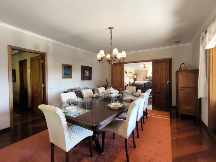 Casa Residencial para Venda - Campos do Jordão, Descansópolis - REF: CA0376 Imagem da galeria de fotos: Casa Residencial para Venda - Campos do Jordão, Descansópolis - REF: CA0376