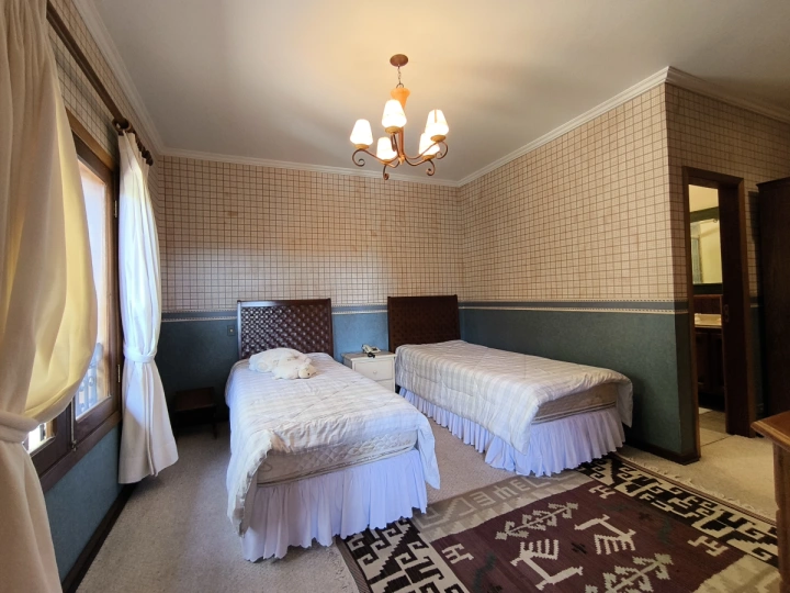 Casa Residencial para Venda - Campos do Jordão, Descansópolis - REF: CA0376 Imagem da galeria de fotos: Casa Residencial para Venda - Campos do Jordão, Descansópolis - REF: CA0376