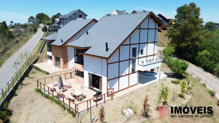 Casa Residencial para Venda - Campos do Jordão, Recanto das Araucárias - REF: CA0407 Imagem da galeria de fotos: Casa Residencial para Venda - Campos do Jordão, Recanto das Araucárias - REF: CA0407