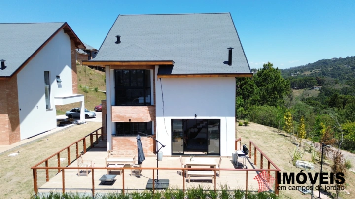 Casa Residencial para Venda - Campos do Jordão, Recanto das Araucárias - REF: CA0407 Imagem da galeria de fotos: Casa Residencial para Venda - Campos do Jordão, Recanto das Araucárias - REF: CA0407