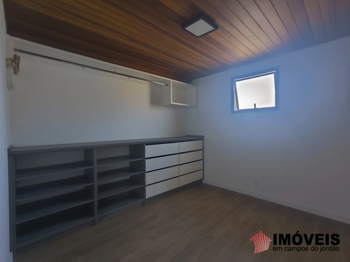 Casa Residencial para Venda - Campos do Jordão, Recanto das Araucárias - REF: CA0407 Imagem da galeria de fotos: Casa Residencial para Venda - Campos do Jordão, Recanto das Araucárias - REF: CA0407