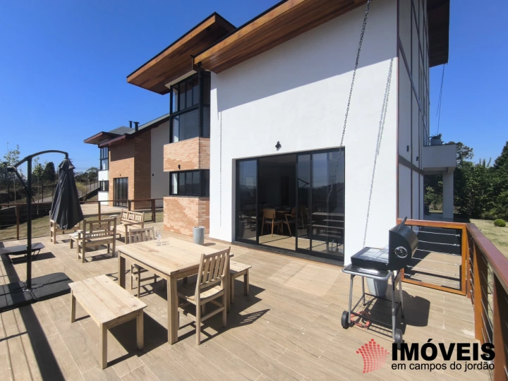 Casa Residencial para Venda - Campos do Jordão, Recanto das Araucárias - REF: CA0407 Imagem da galeria de fotos: Casa Residencial para Venda - Campos do Jordão, Recanto das Araucárias - REF: CA0407