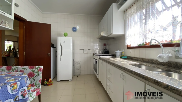 Apartamento Residencial para Venda - Campos do Jordão, Vila Capivari - REF: AP0009 Imagem da galeria de fotos: Apartamento Residencial para Venda - Campos do Jordão, Vila Capivari - REF: AP0009