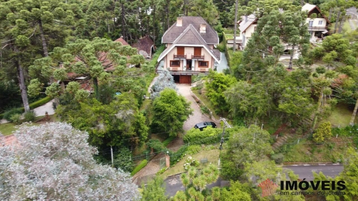 Casa Residencial para Venda - Campos do Jordão, Loteamento Véu da Noiva - REF: CA0015 Imagem da galeria de fotos: Casa Residencial para Venda - Campos do Jordão, Loteamento Véu da Noiva - REF: CA0015