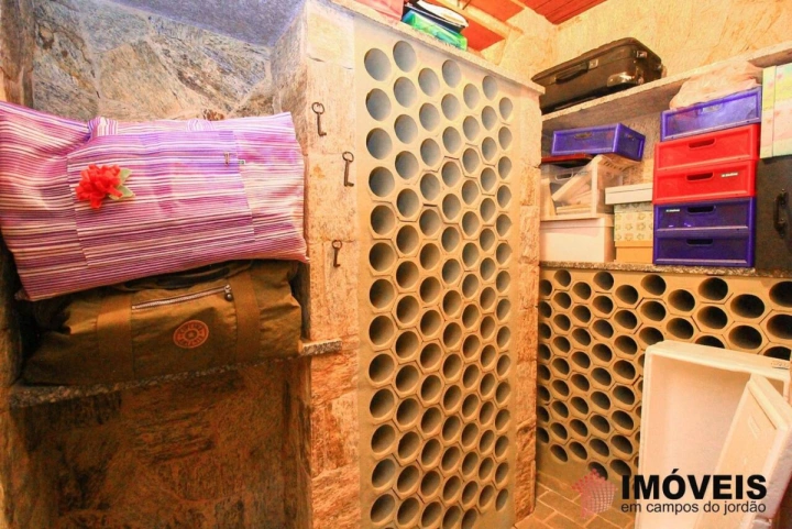 Casa Residencial para Venda - Campos do Jordão, Loteamento Véu da Noiva - REF: CA0015 Imagem da galeria de fotos: Casa Residencial para Venda - Campos do Jordão, Loteamento Véu da Noiva - REF: CA0015