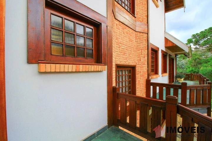 Casa Residencial para Venda - Campos do Jordão, Loteamento Véu da Noiva - REF: CA0015 Imagem da galeria de fotos: Casa Residencial para Venda - Campos do Jordão, Loteamento Véu da Noiva - REF: CA0015