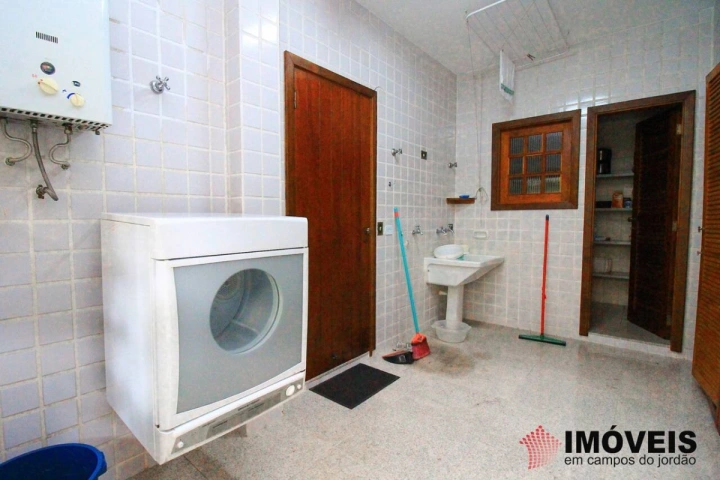 Casa Residencial para Venda - Campos do Jordão, Loteamento Véu da Noiva - REF: CA0015 Imagem da galeria de fotos: Casa Residencial para Venda - Campos do Jordão, Loteamento Véu da Noiva - REF: CA0015