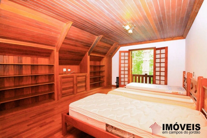 Casa Residencial para Venda - Campos do Jordão, Loteamento Véu da Noiva - REF: CA0015 Imagem da galeria de fotos: Casa Residencial para Venda - Campos do Jordão, Loteamento Véu da Noiva - REF: CA0015