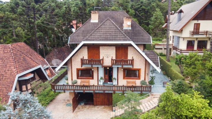 Casa Residencial para Venda - Campos do Jordão, Loteamento Véu da Noiva - REF: CA0015 Imagem da galeria de fotos: Casa Residencial para Venda - Campos do Jordão, Loteamento Véu da Noiva - REF: CA0015