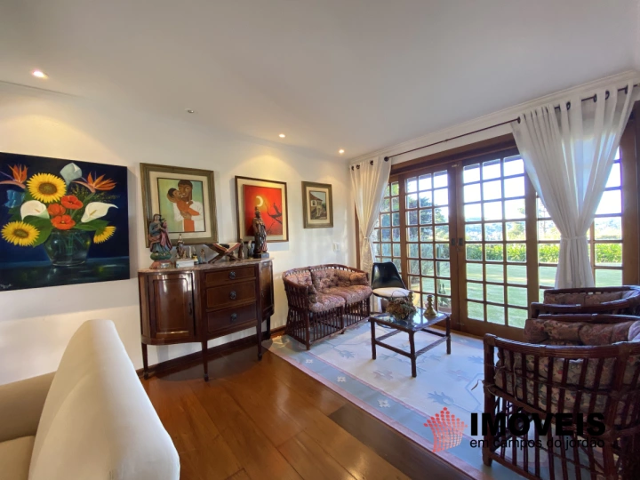 Casa Residencial para Venda - Campos do Jordão, Jardim Véu da Noiva - REF: CA0351 Imagem da galeria de fotos: Casa Residencial para Venda - Campos do Jordão, Jardim Véu da Noiva - REF: CA0351