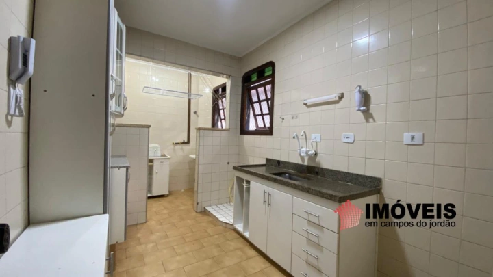 Apartamento Residencial para Locação Mensal/Anual - Campos do Jordão, Vila Abernéssia - REF: AP0164 Imagem da galeria de fotos: Apartamento Residencial para Locação Mensal/Anual - Campos do Jordão, Vila Abernéssia - REF: AP0164