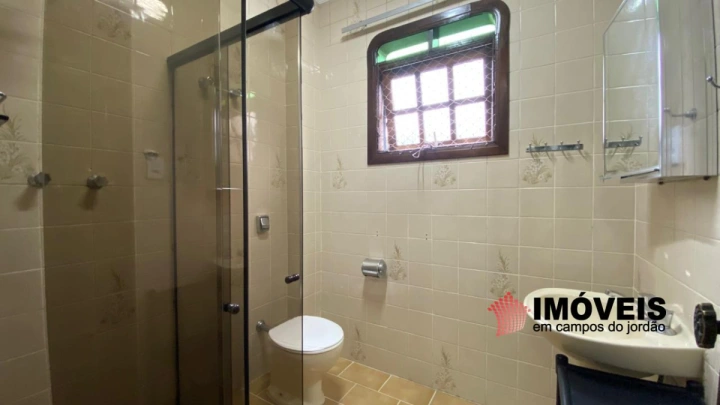 Apartamento Residencial para Locação Mensal/Anual - Campos do Jordão, Vila Abernéssia - REF: AP0164 Imagem da galeria de fotos: Apartamento Residencial para Locação Mensal/Anual - Campos do Jordão, Vila Abernéssia - REF: AP0164