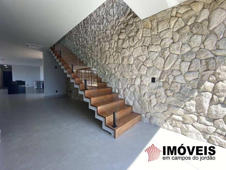 Casa Residencial para Venda - Campos do Jordão, Descansópolis - REF: CA0369 Imagem da galeria de fotos: Casa Residencial para Venda - Campos do Jordão, Descansópolis - REF: CA0369