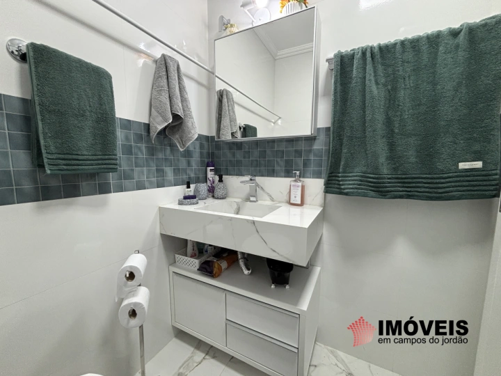 Apartamento Residencial para Venda - Campos do Jordão, Vila Abernéssia - REF: AD0033 Imagem da galeria de fotos: Apartamento Residencial para Venda - Campos do Jordão, Vila Abernéssia - REF: AD0033