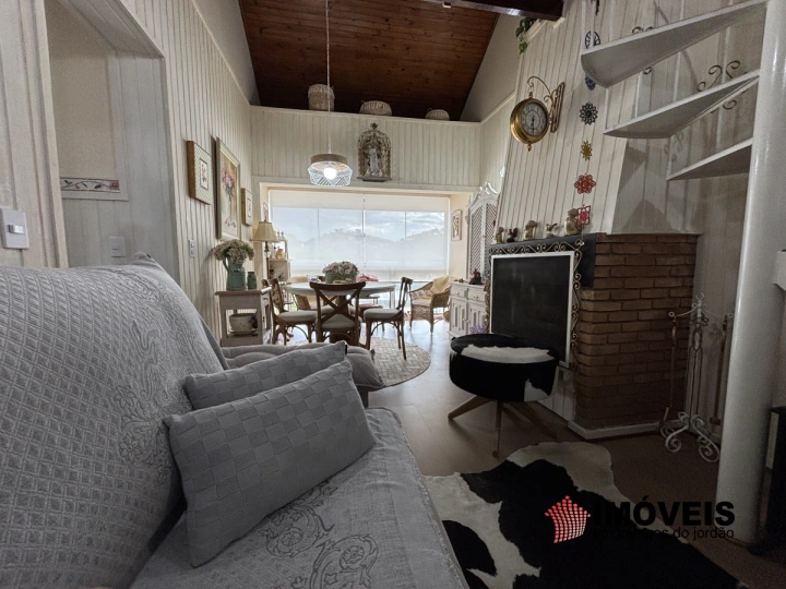 Apartamento Residencial para Venda - Campos do Jordão, Vila Abernéssia - REF: AD0033 Imagem da galeria de fotos: Apartamento Residencial para Venda - Campos do Jordão, Vila Abernéssia - REF: AD0033