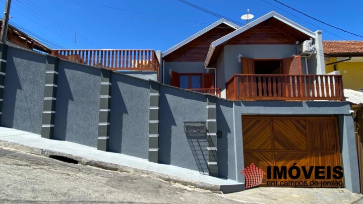 Imagem da galeria de fotos: Casa Residencial para Venda - Campos do Jordão, Vista Alegre - REF: CA0423