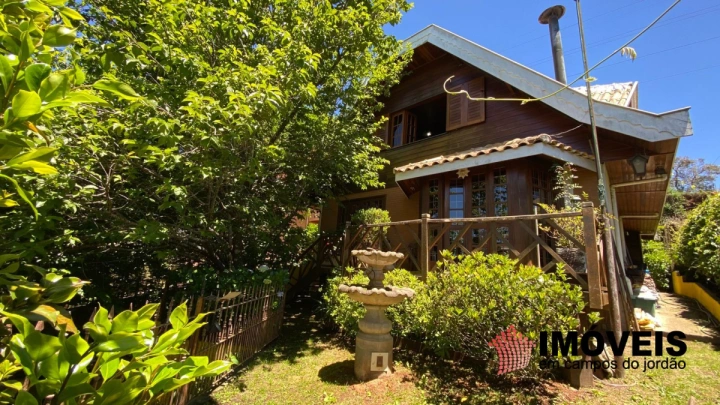 Imagem da galeria de fotos: Casa Residencial para Venda - Campos do Jordão, Vila Nova Suiça - REF: CA0424