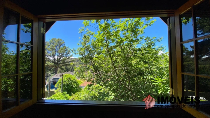 Imagem da galeria de fotos: Casa Residencial para Venda - Campos do Jordão, Vila Nova Suiça - REF: CA0424