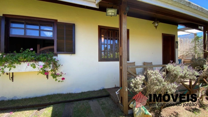 Imagem da galeria de fotos: Casa Residencial para Venda - Campos do Jordão, Vila Nova Suiça - REF: CA0424