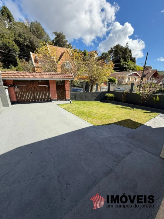 Imagem da galeria de fotos: Casa Residencial para Venda - Campos do Jordão, Vila Paulista - REF: CA0426