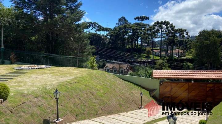 Imagem da galeria de fotos: Casa Residencial para Venda - Campos do Jordão, Alto do Capivari - REF: CA0433