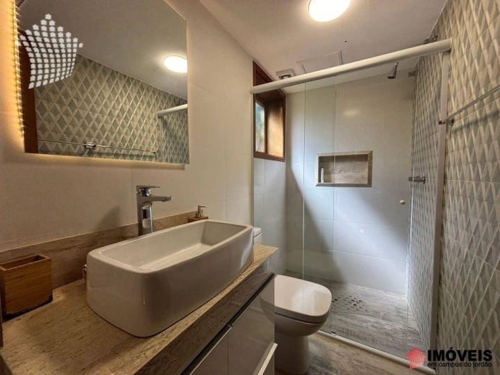 Apartamento Residencial para Venda - Campos do Jordão, Recanto das Araucárias - REF: AP0121 Imagem da galeria de fotos: Apartamento Residencial para Venda - Campos do Jordão, Recanto das Araucárias - REF: AP0121