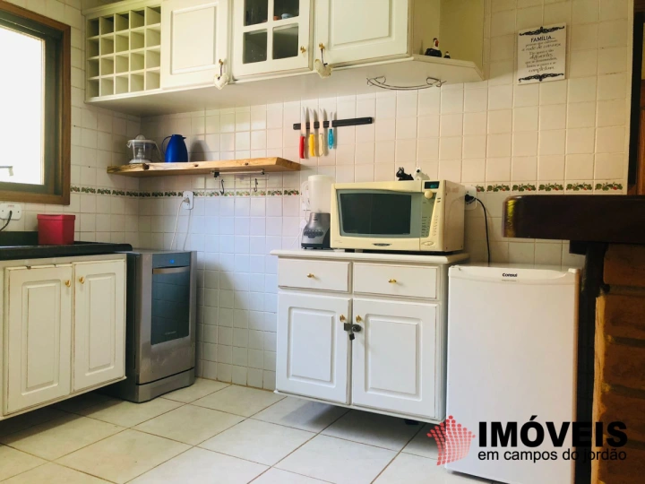 Casa Residencial para Venda - Campos do Jordão, Vila Jaguaribe - REF: CA0450 Imagem da galeria de fotos: Casa Residencial para Venda - Campos do Jordão, Vila Jaguaribe - REF: CA0450