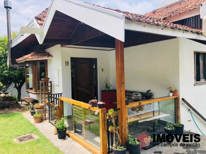 Casa Residencial para Venda - Campos do Jordão, Vila Jaguaribe - REF: CA0450 Imagem da galeria de fotos: Casa Residencial para Venda - Campos do Jordão, Vila Jaguaribe - REF: CA0450