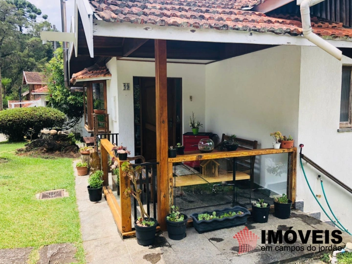Casa Residencial para Venda - Campos do Jordão, Vila Jaguaribe - REF: CA0450 Imagem da galeria de fotos: Casa Residencial para Venda - Campos do Jordão, Vila Jaguaribe - REF: CA0450