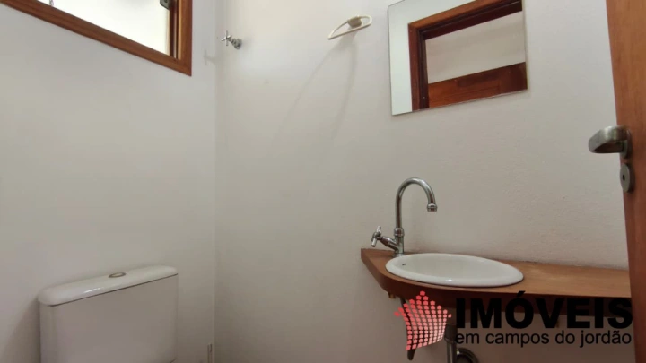 Apartamento Residencial para Locação Mensal/Anual - Campos do Jordão, Vila Abernéssia - REF: AP0181 Imagem da galeria de fotos: Apartamento Residencial para Locação Mensal/Anual - Campos do Jordão, Vila Abernéssia - REF: AP0181