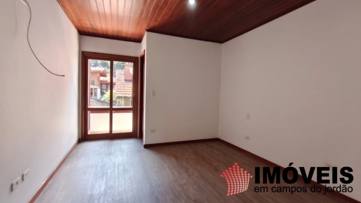 Apartamento Residencial para Locação Mensal/Anual - Campos do Jordão, Vila Abernéssia - REF: AP0181 Imagem da galeria de fotos: Apartamento Residencial para Locação Mensal/Anual - Campos do Jordão, Vila Abernéssia - REF: AP0181