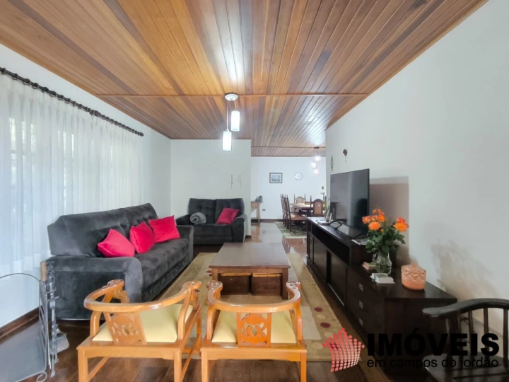 Casa Residencial para Venda - Campos do Jordão, Vila Imbiri - REF: CA0452 Imagem da galeria de fotos: Casa Residencial para Venda - Campos do Jordão, Vila Imbiri - REF: CA0452