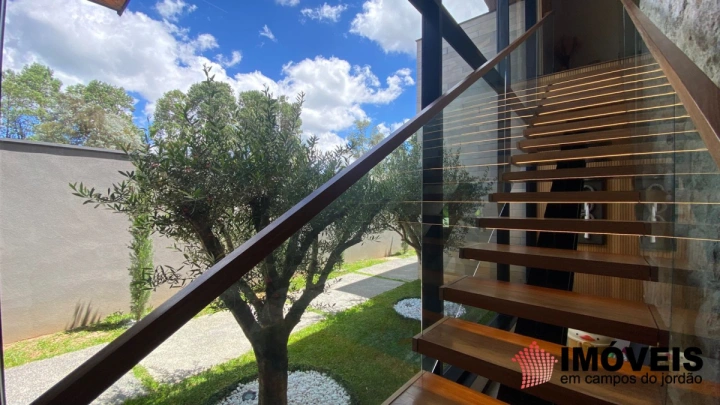 Imagem da galeria de fotos: Casa Residencial para Venda - Campos do Jordão, Alto do Capivari - REF: CA0456