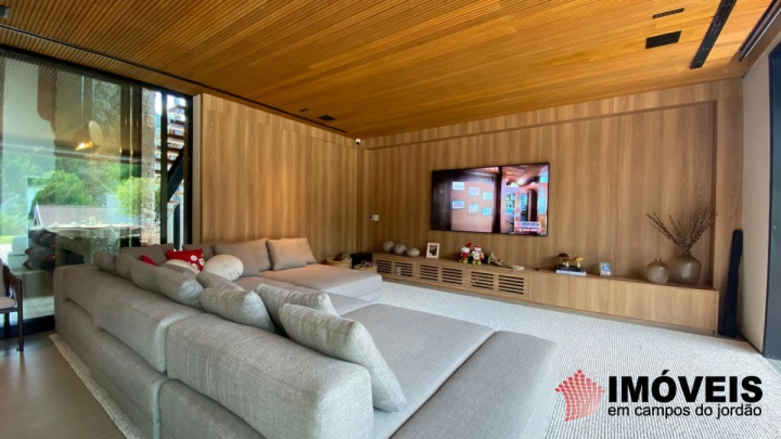 Imagem da galeria de fotos: Casa Residencial para Venda - Campos do Jordão, Alto do Capivari - REF: CA0456