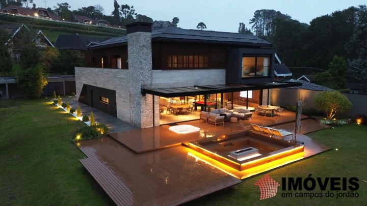 Imagem da galeria de fotos: Casa Residencial para Venda - Campos do Jordão, Alto do Capivari - REF: CA0456