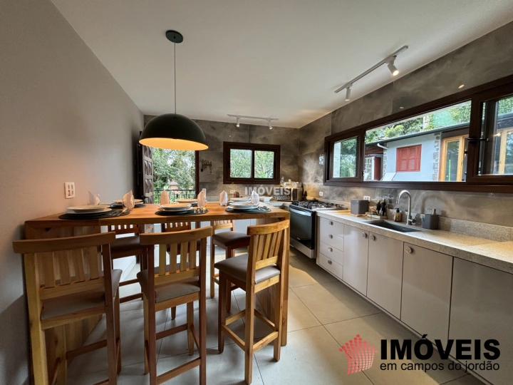 Imagem da galeria de fotos: Casa Residencial para Venda - Campos do Jordão, Vila Nova Suiça - REF: CA0462