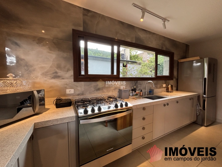 Imagem da galeria de fotos: Casa Residencial para Venda - Campos do Jordão, Vila Nova Suiça - REF: CA0462