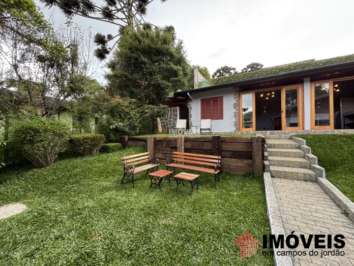 Imagem da galeria de fotos: Casa Residencial para Venda - Campos do Jordão, Vila Nova Suiça - REF: CA0462