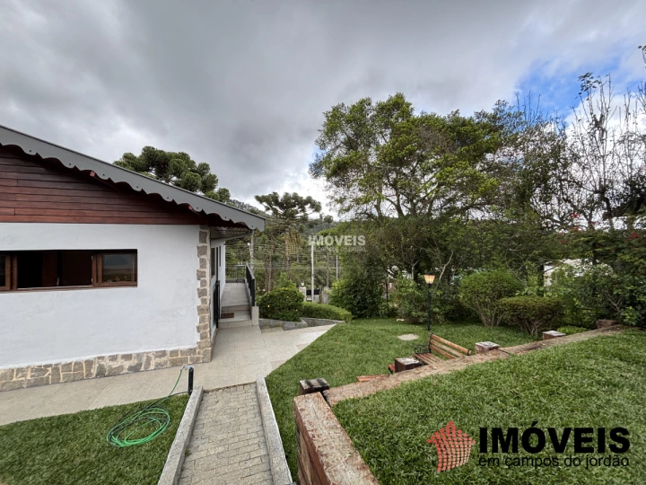 Imagem da galeria de fotos: Casa Residencial para Venda - Campos do Jordão, Vila Nova Suiça - REF: CA0462