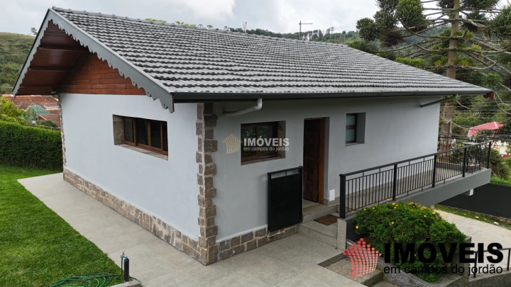 Imagem da galeria de fotos: Casa Residencial para Venda - Campos do Jordão, Vila Nova Suiça - REF: CA0462