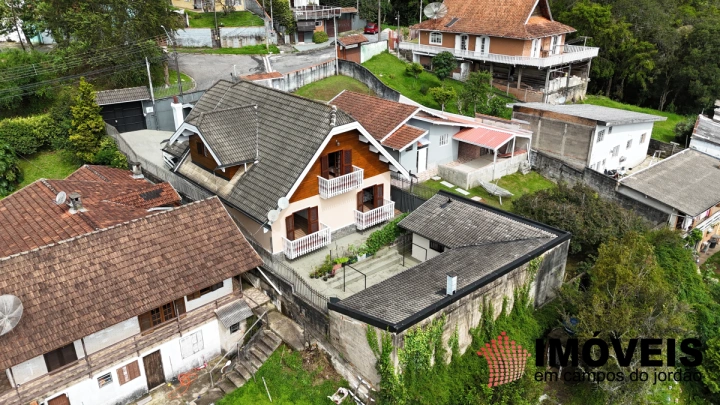 Imagem da galeria de fotos: Casa Residencial para Venda - Campos do Jordão, Vila Telma - REF: CA0464