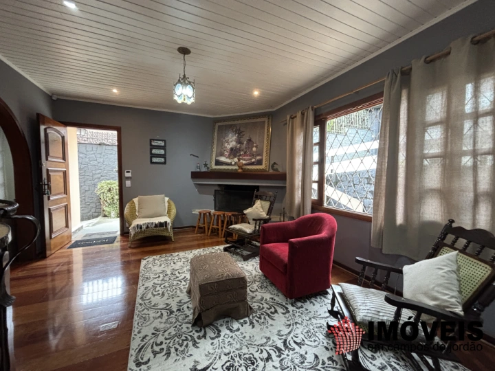 Imagem da galeria de fotos: Casa Residencial para Venda - Campos do Jordão, Vila Telma - REF: CA0464