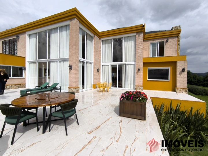 Imagem da galeria de fotos: Casa Residencial para Venda - Campos do Jordão, Descansópolis - REF: CA0467