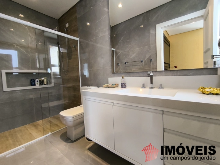 Imagem da galeria de fotos: Casa Residencial para Venda - Campos do Jordão, Descansópolis - REF: CA0467