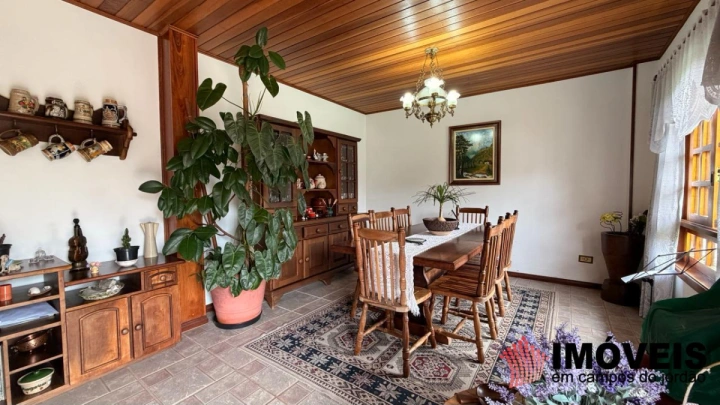 Imagem da galeria de fotos: Casa Residencial para Venda - Campos do Jordão, Vila Cristina - REF: CA0470