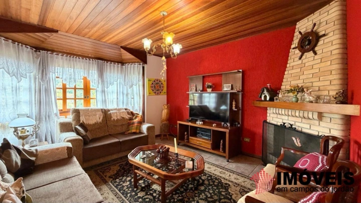 Imagem da galeria de fotos: Casa Residencial para Venda - Campos do Jordão, Vila Cristina - REF: CA0470